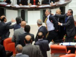 Meclis'te taciz kavgası